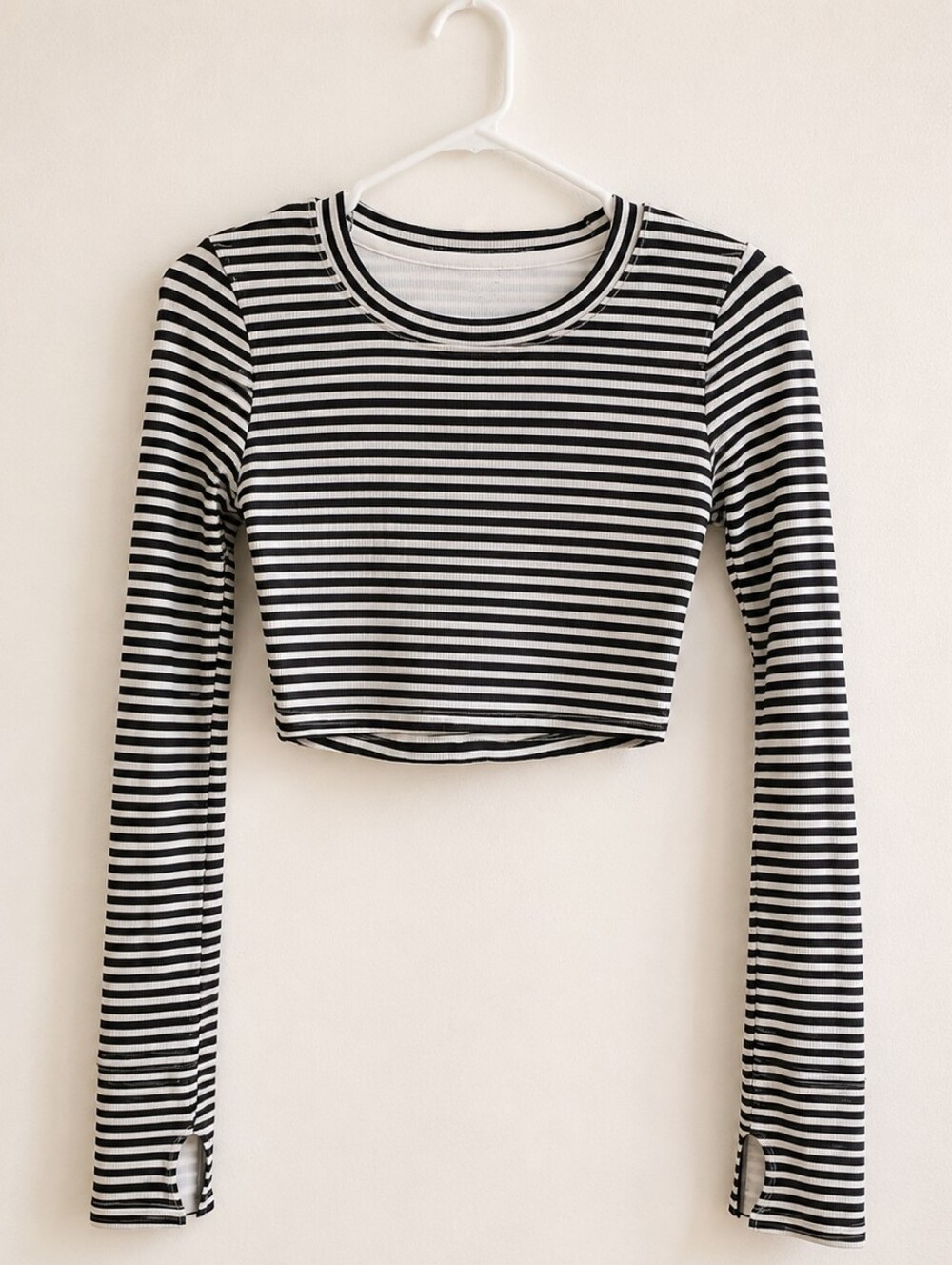 Aerie‎ OFFLINE Ribbed Cropped Activewear Top | Black & White Stripe | XS